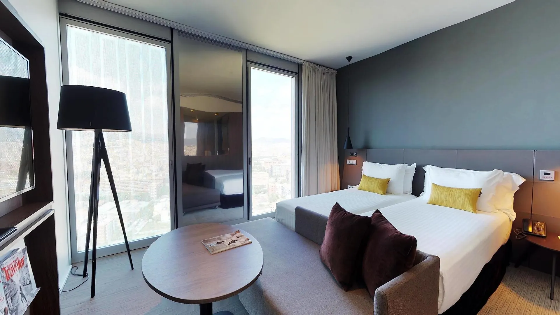 The Level At Melia Barcelona Sky Hotel 5*,  Spanje