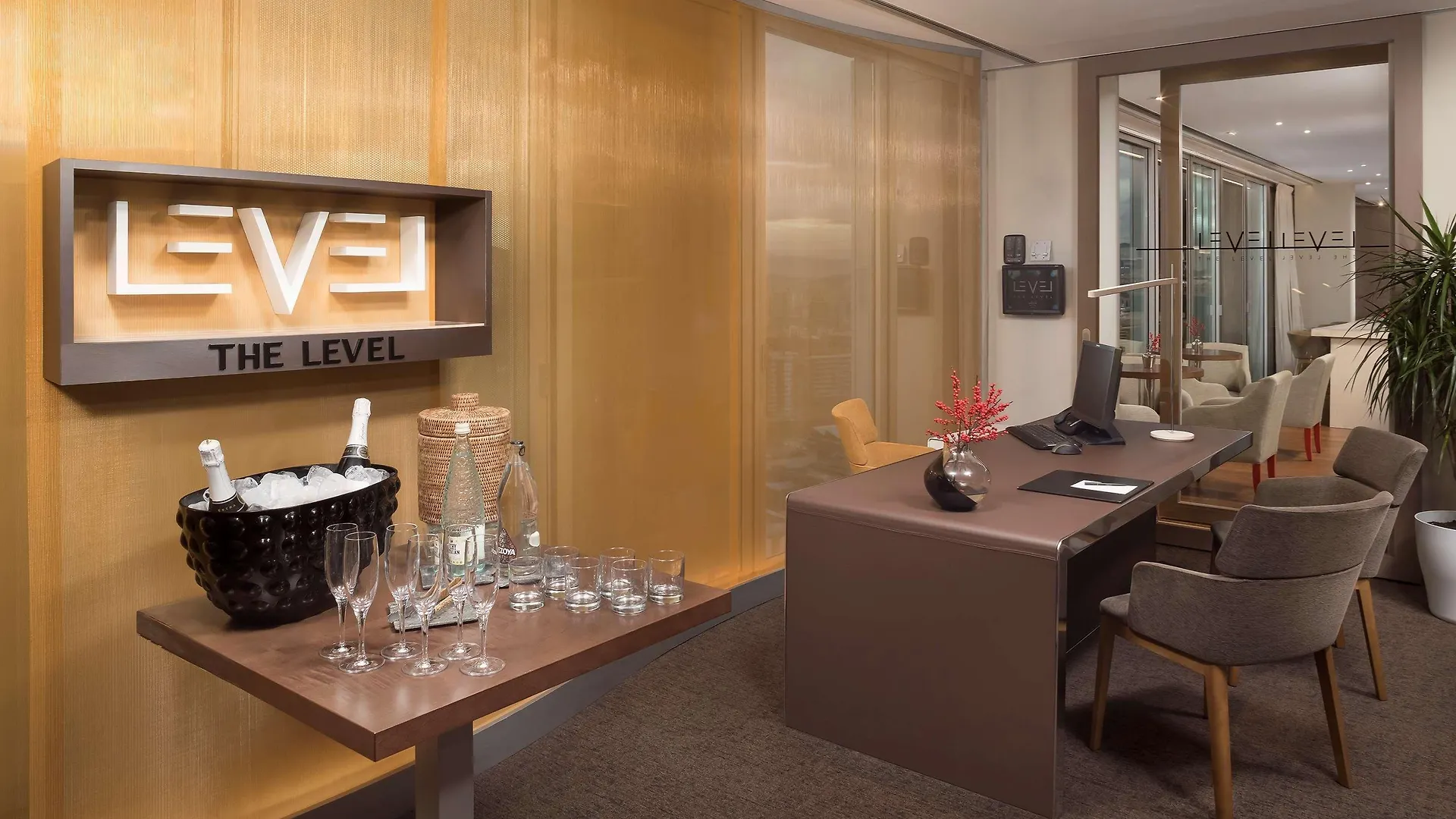 *****  The Level At Melia Barcelona Sky Hotel Spanje